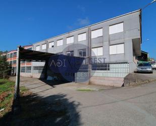 Vista exterior de Nau industrial en venda en Carballeda de Avia