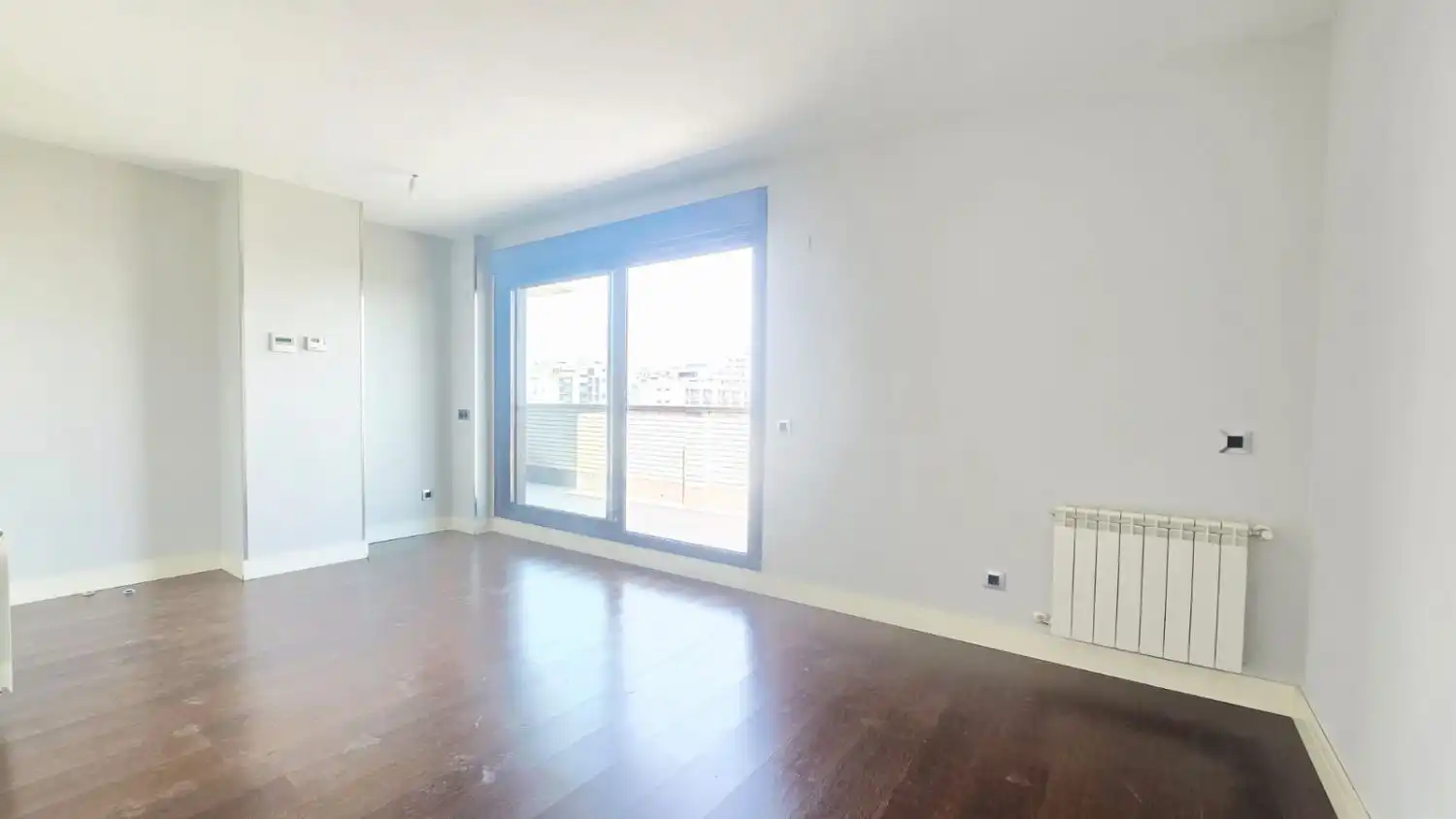 Sala de estar de Ático de alquiler en Madrid con Aire acondicionado, Calefacción y Terraza
