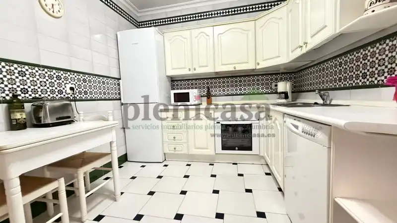 Appartamento con ascensore in vendita a Avenida de la Ría 12, imagen 13