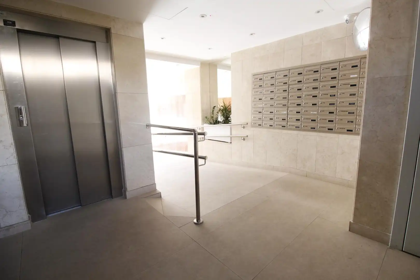 Flat with terrace to rent in Calle Teofilo Gautier 2, imagen 30