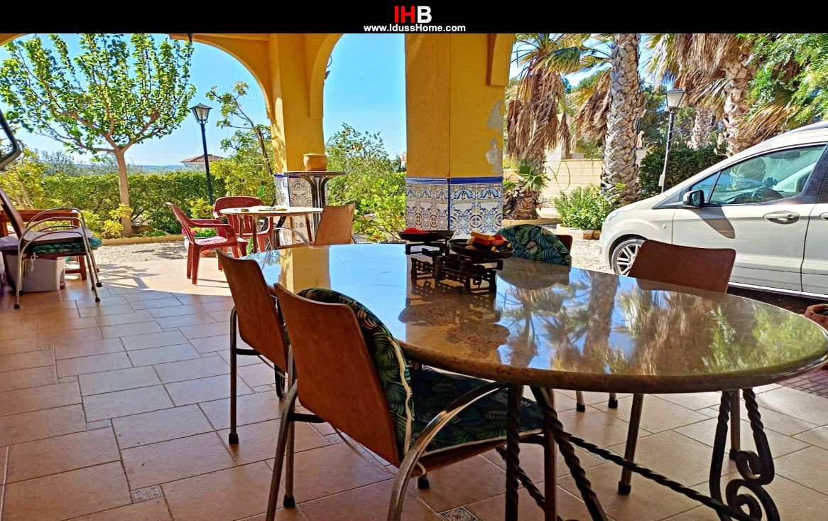 Garden of House or chalet for sale in Monforte del Cid  with Air Conditioner, Heating and Private garden
