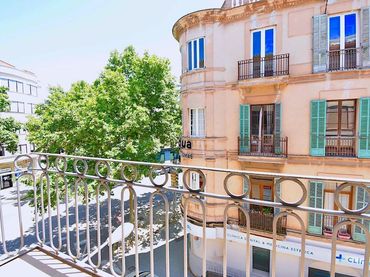 Wohnung mit Balkon zum Verkauf in Nord