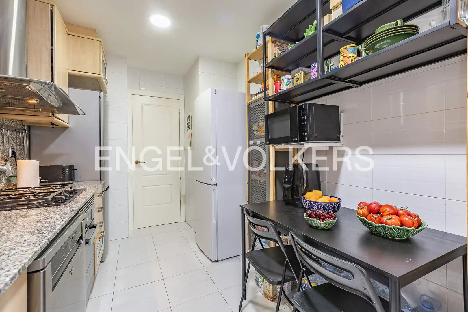 Kitchen of Attic for sale in Sant Cugat del Vallès  with Heating, Parquet flooring and Swimming Pool