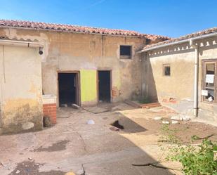 Vista exterior de Casa o xalet en venda en Sahagún amb Calefacció