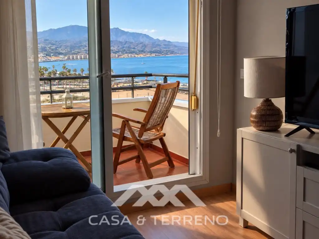 Wohnung zur Miete in Calle Mar Cantábrico, Poniente - Faro