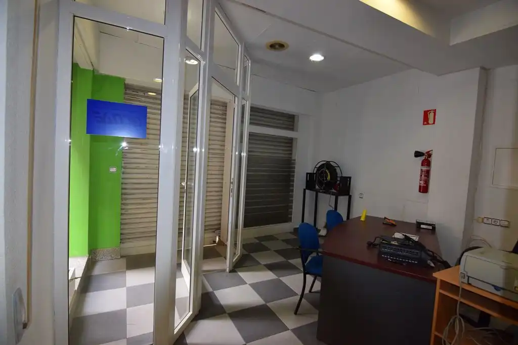 Local comercial en venda a Casco Urbano, imagen 10