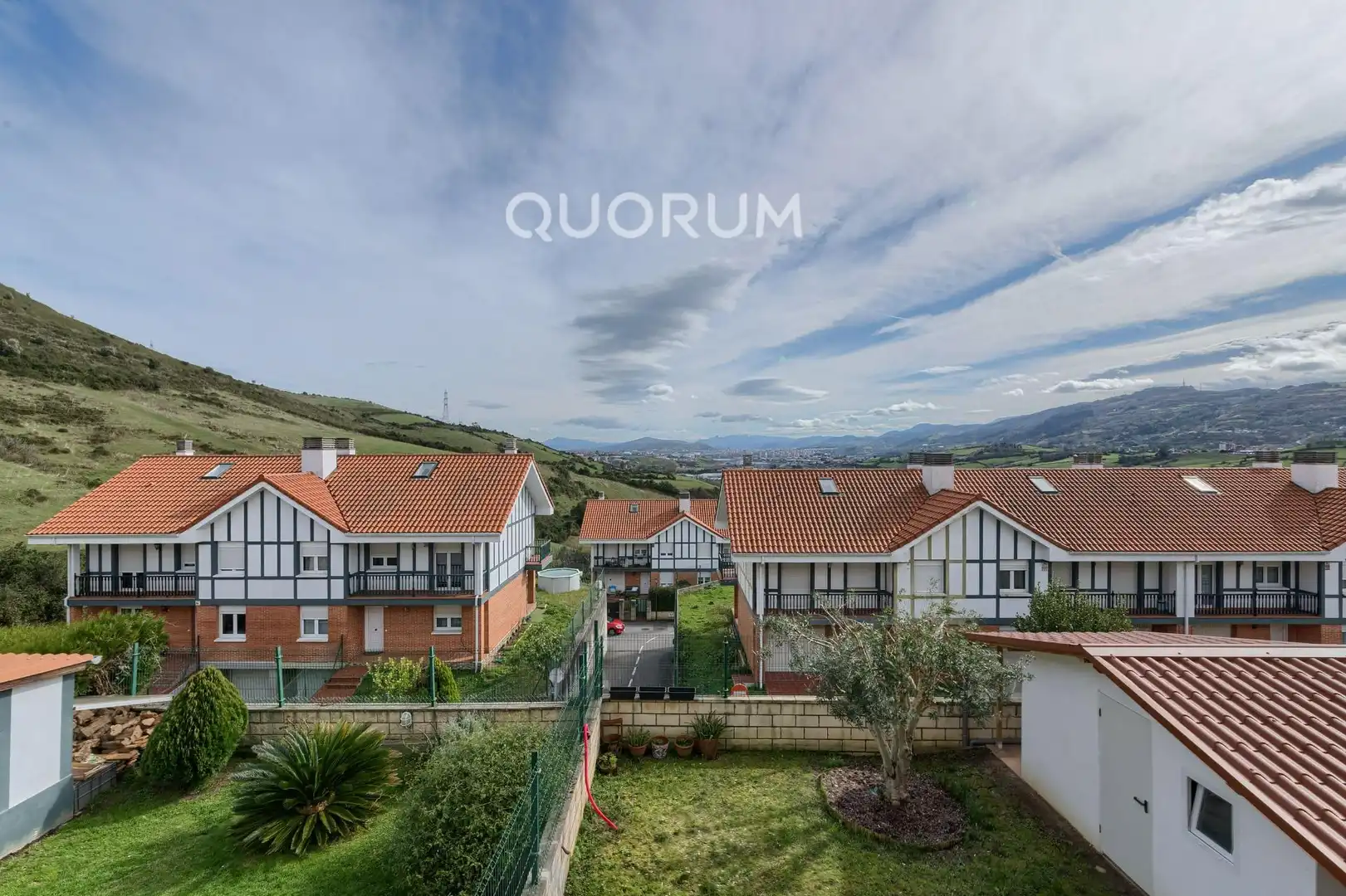 Exterior view of Detached homes for sale in Santurtzi 