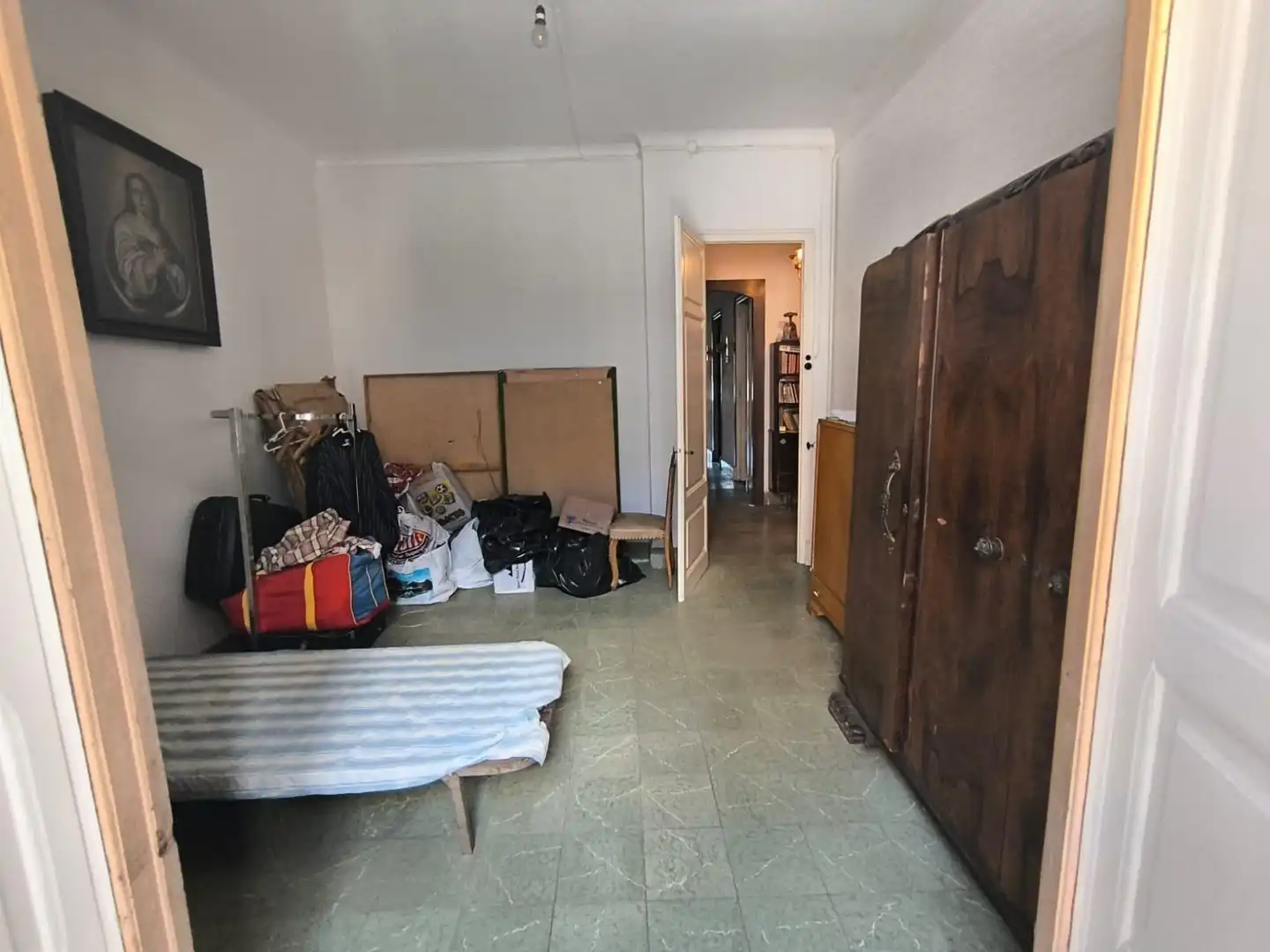 Buildings for sale in Manresa