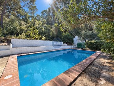 Chalet con piscina en venta en El Genovés