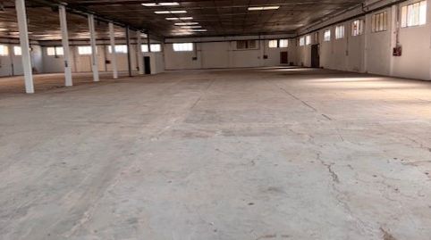 Nave con todas las instalaciones