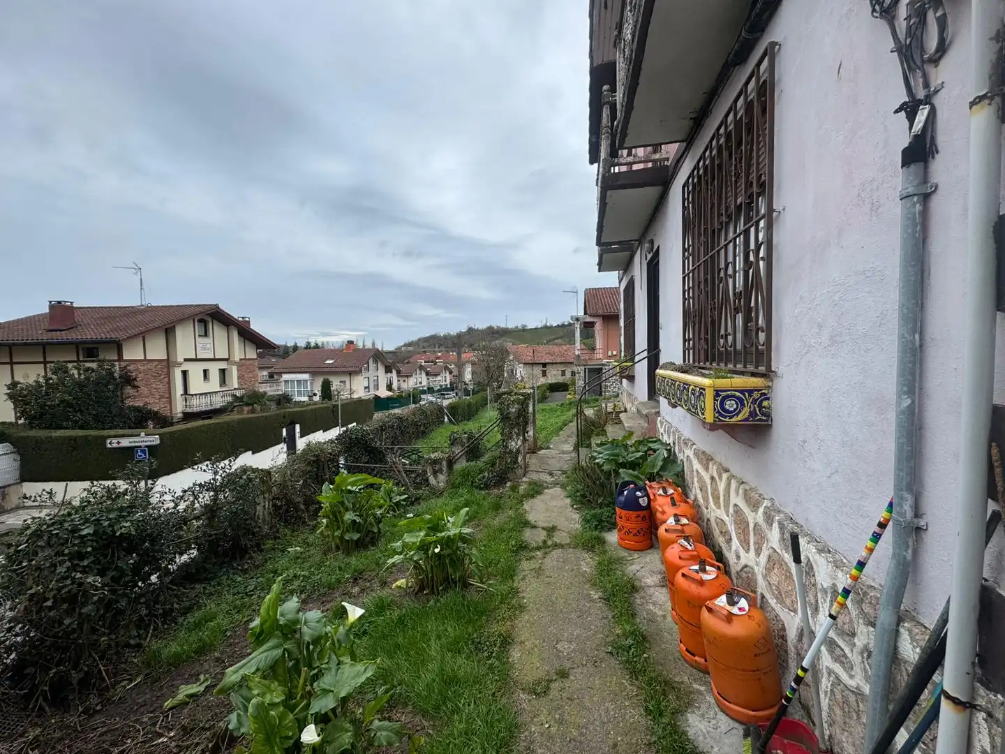 Vista exterior de Casa o chalet en venta en Astigarraga con Calefacción, Jardín privado y Amueblado