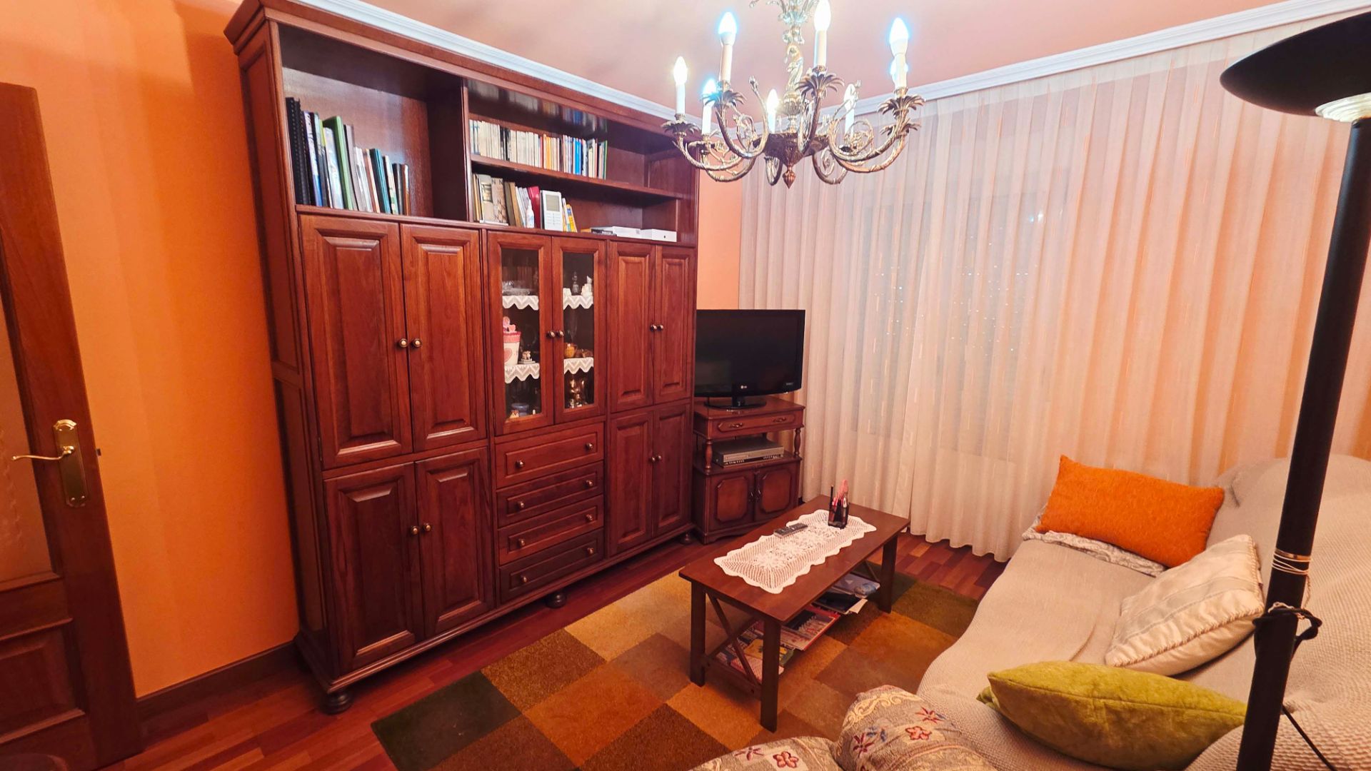 Living room of Flat for sale in San Martín del Rey Aurelio  with Heating, Parquet flooring and Storage room