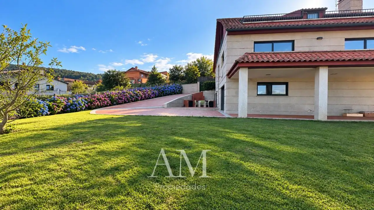 Detached house with garden for sale in Alcoucer - Donas s/n, imagen 3