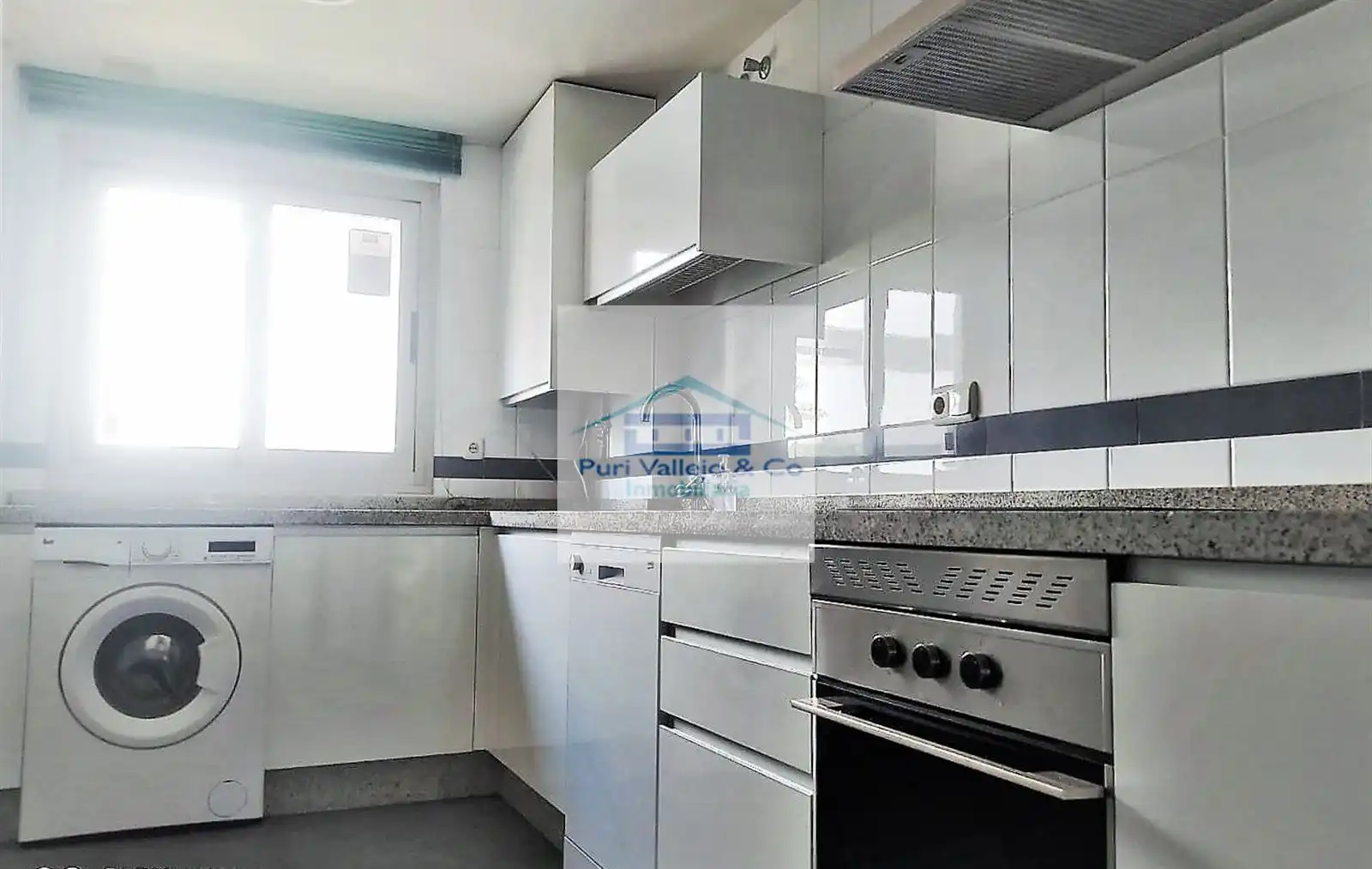 Cocina de Piso de alquiler en Córdoba con Aire acondicionado, Calefacción y Balcón