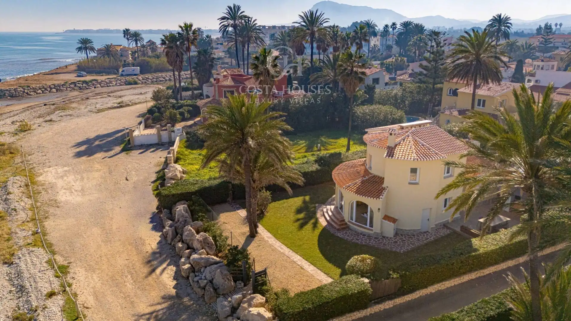 Vista exterior de Casa o xalet en venda en Els Poblets amb Aire condicionat, Calefacció i Jardí privat