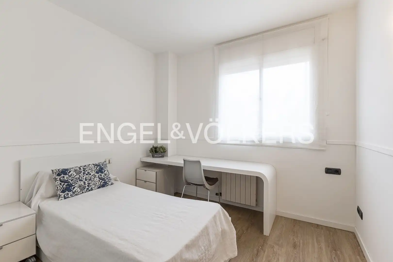 Bedroom of Flat for sale in Sant Feliu de Llobregat  with Heating, Terrace and Storage room