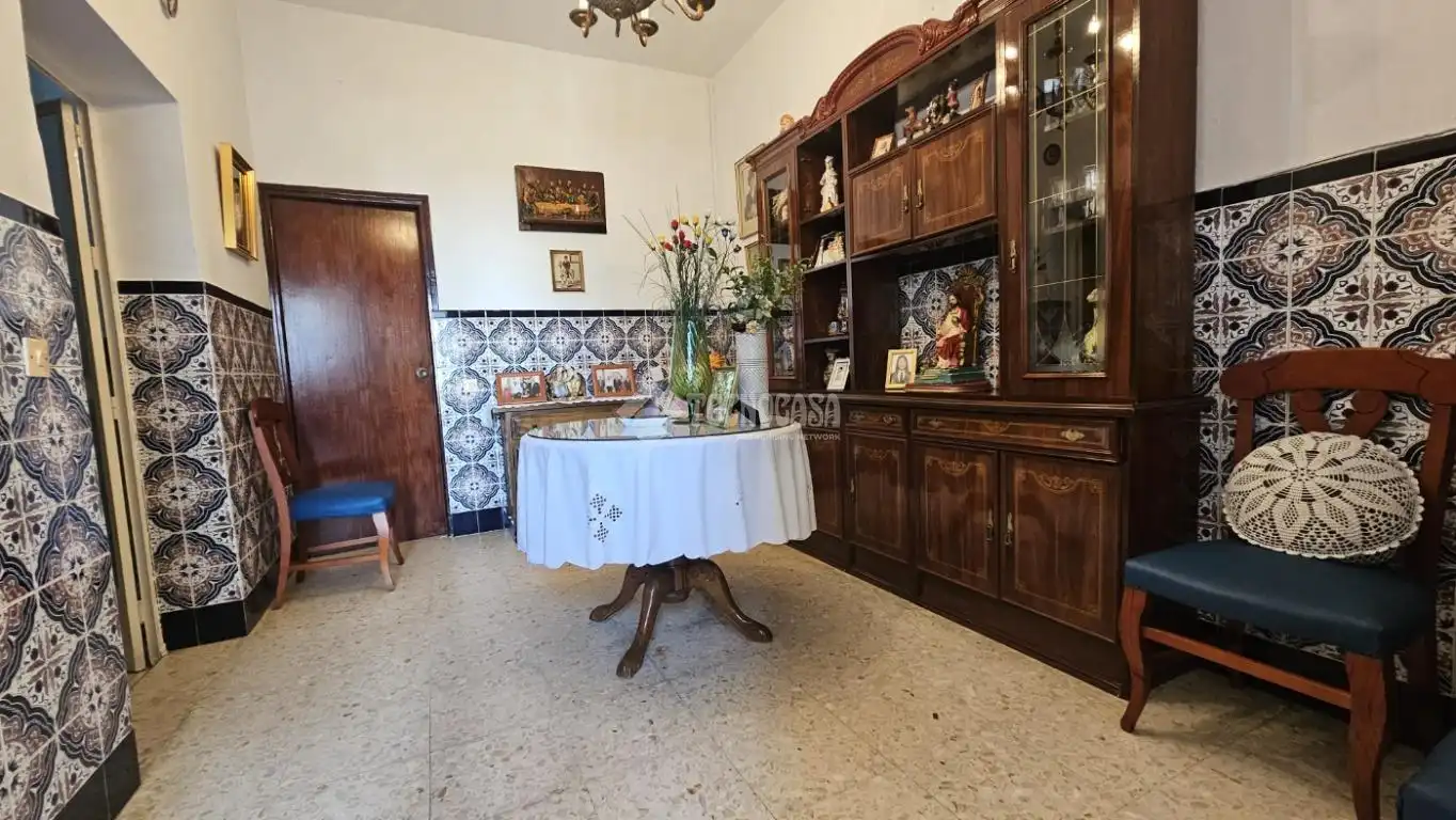Casa aparellada amb terrassa en venda a Villanueva del Ariscal, imagen 8
