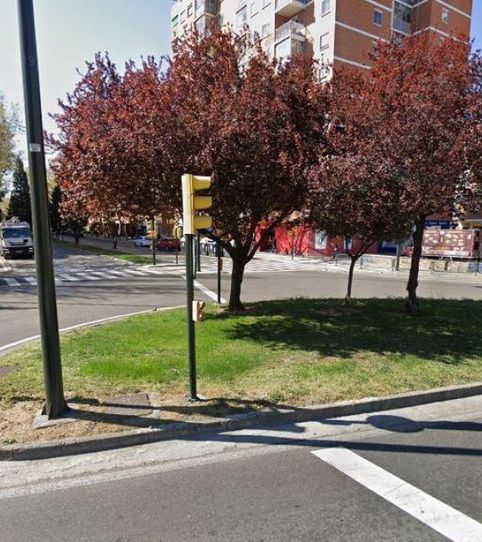 Foto 2 de Garaje en venta en Molinos (de Los), Avda. Cataluña, Zaragoza Capital