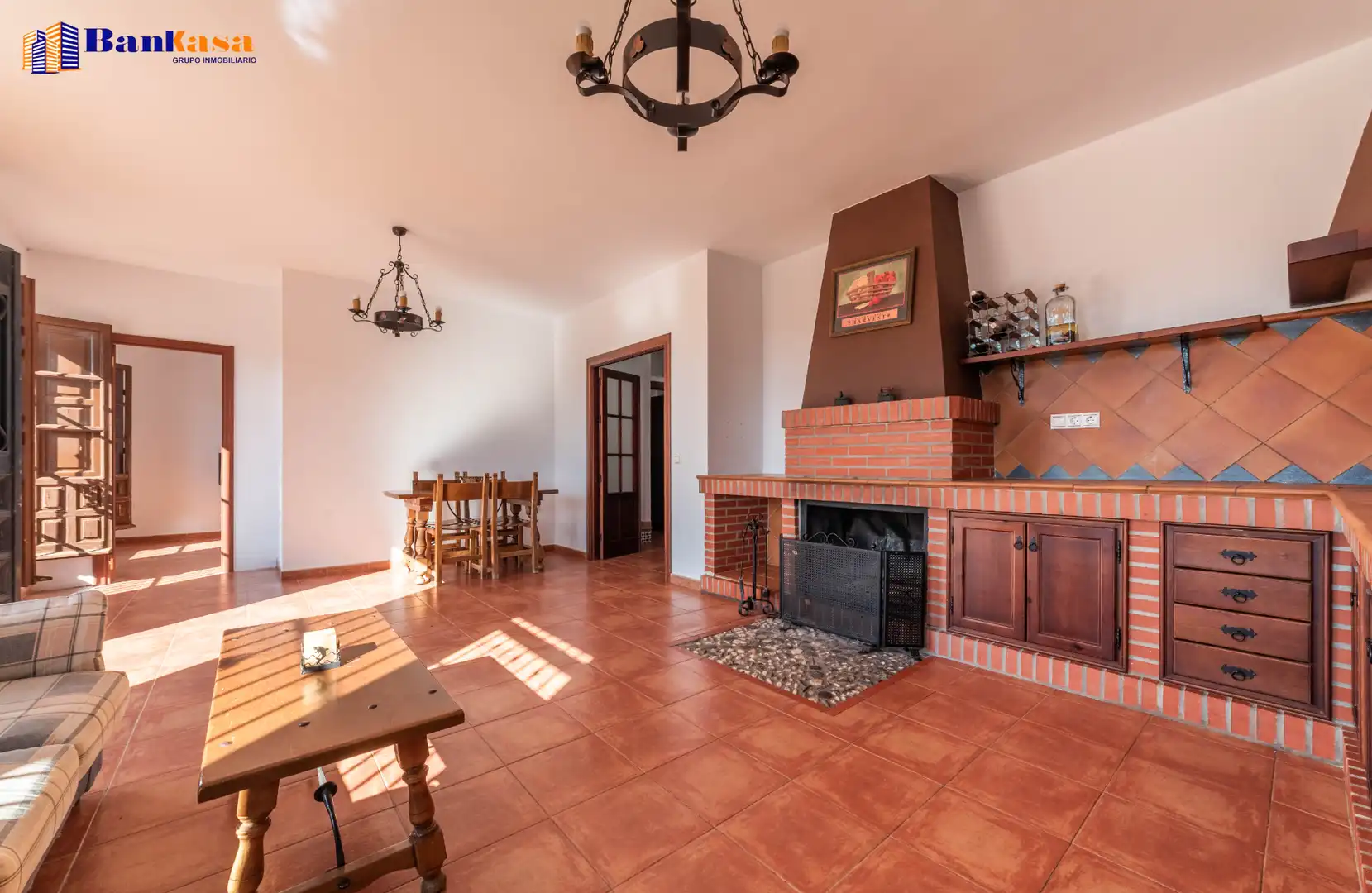 Comedor de Casa o chalet en venta en Casabermeja con Jardín privado, Piscina y Amueblado