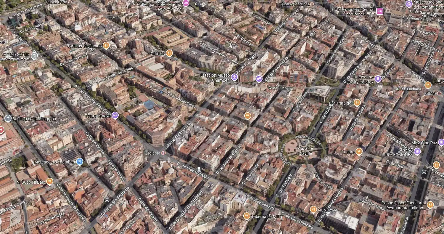 Vista exterior de Piso en venta en Madrid