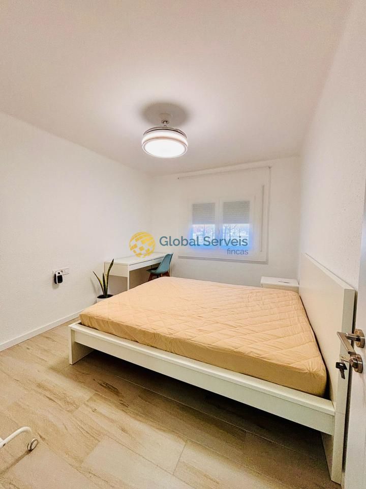 Planta baixa per a compartir a De L'Estació, Abrera