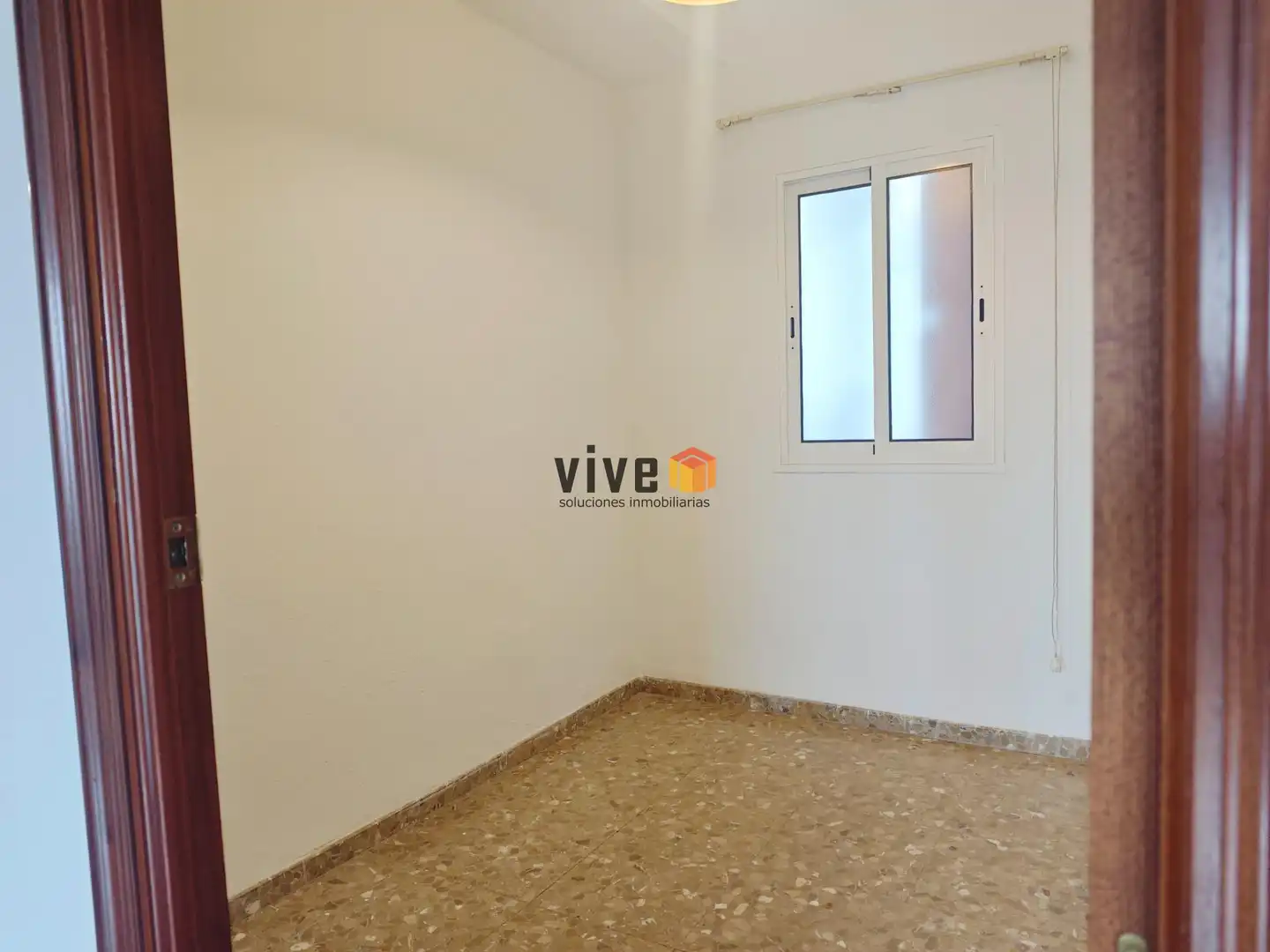 Schlafzimmer von Wohnung zur Miete in Sevilla mit Klimaanlage, Heizung und Terrasse