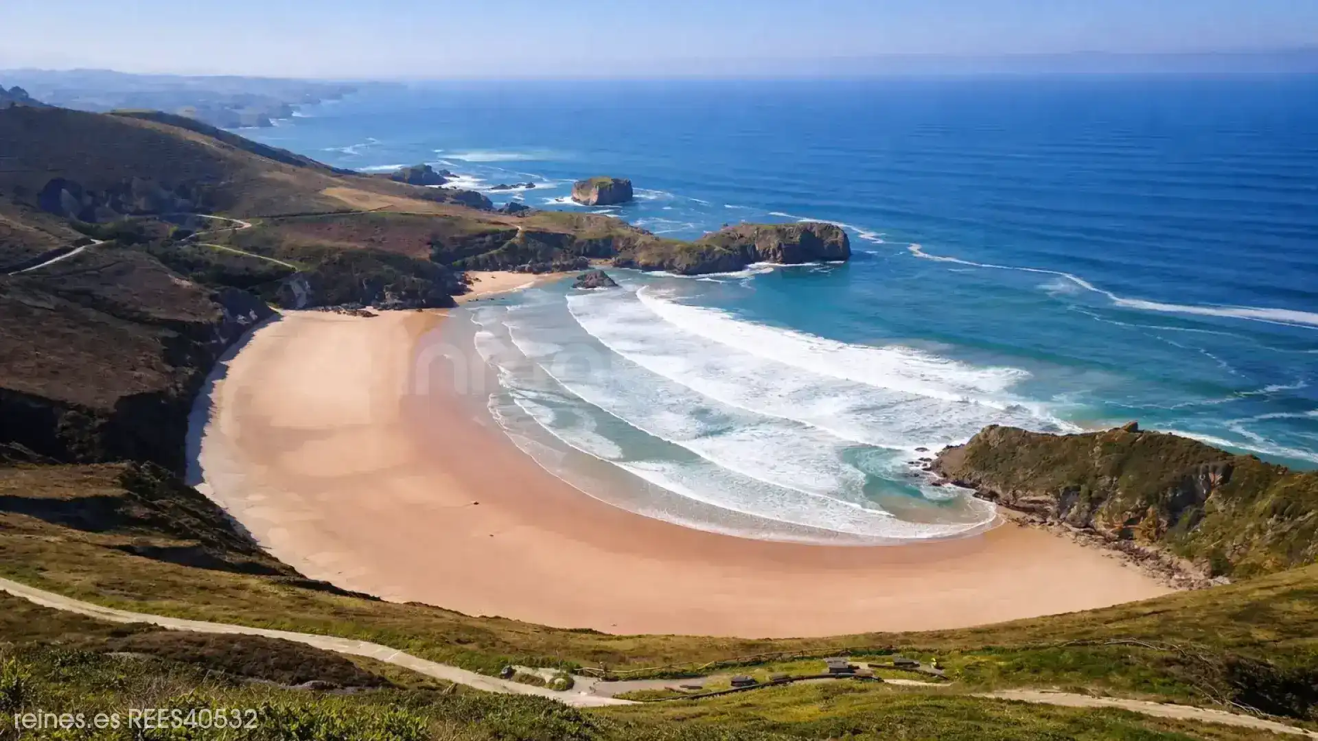 Exterior view of Houses for sale in Llanes  with Heating and Furnished