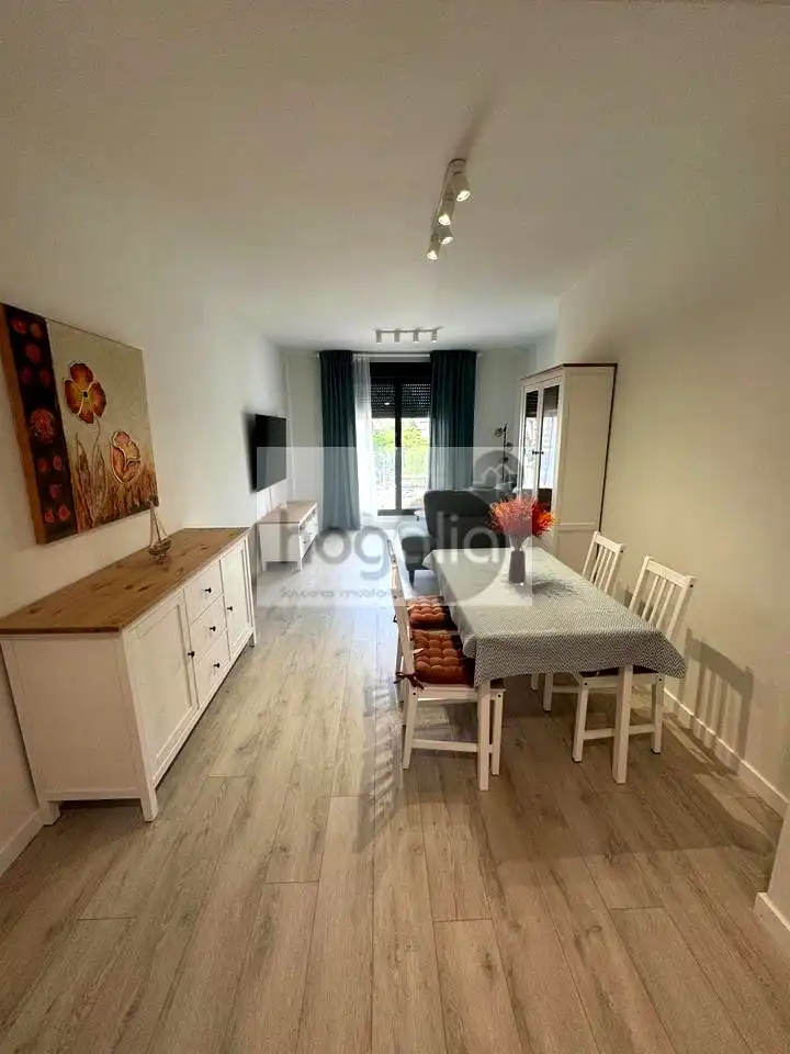 Wohnzimmer von Wohnung zur Miete in Sevilla mit Klimaanlage, Heizung und Terrasse
