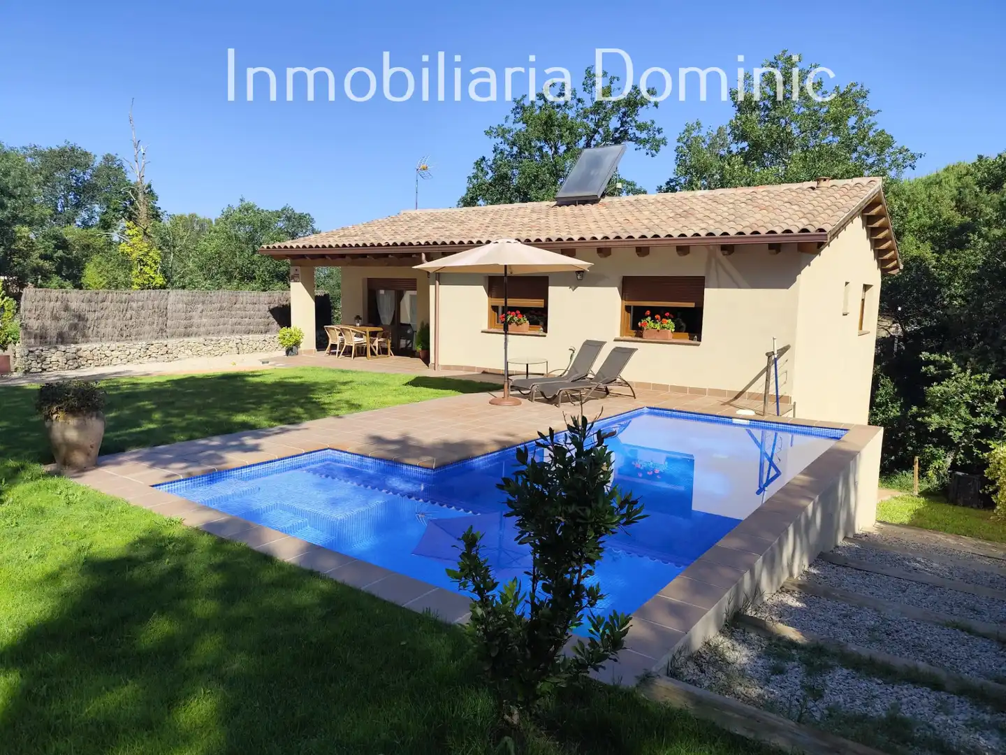 Piscina de Casa o xalet en venda en Caldes de Malavella amb Calefacció, Jardí privat i Terrassa