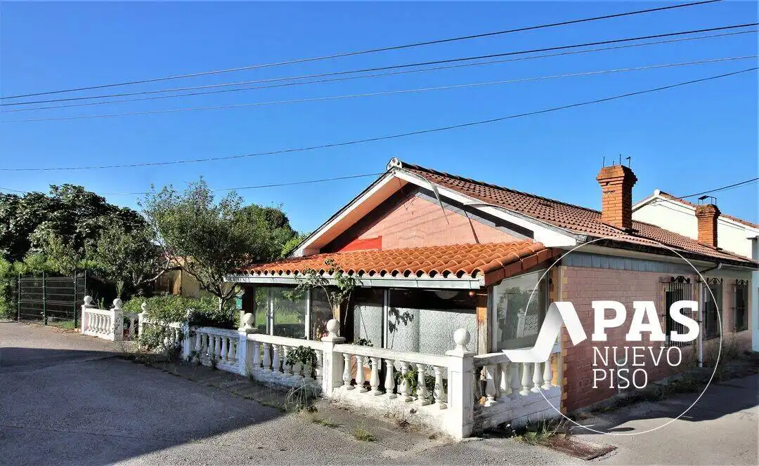 Exterior view of Houses for sale in Miengo  with Heating, Private garden and Storage room