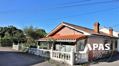Foto 2 de Casa o xalet en venda a Calle la Fuente, Cuchía, Miengo