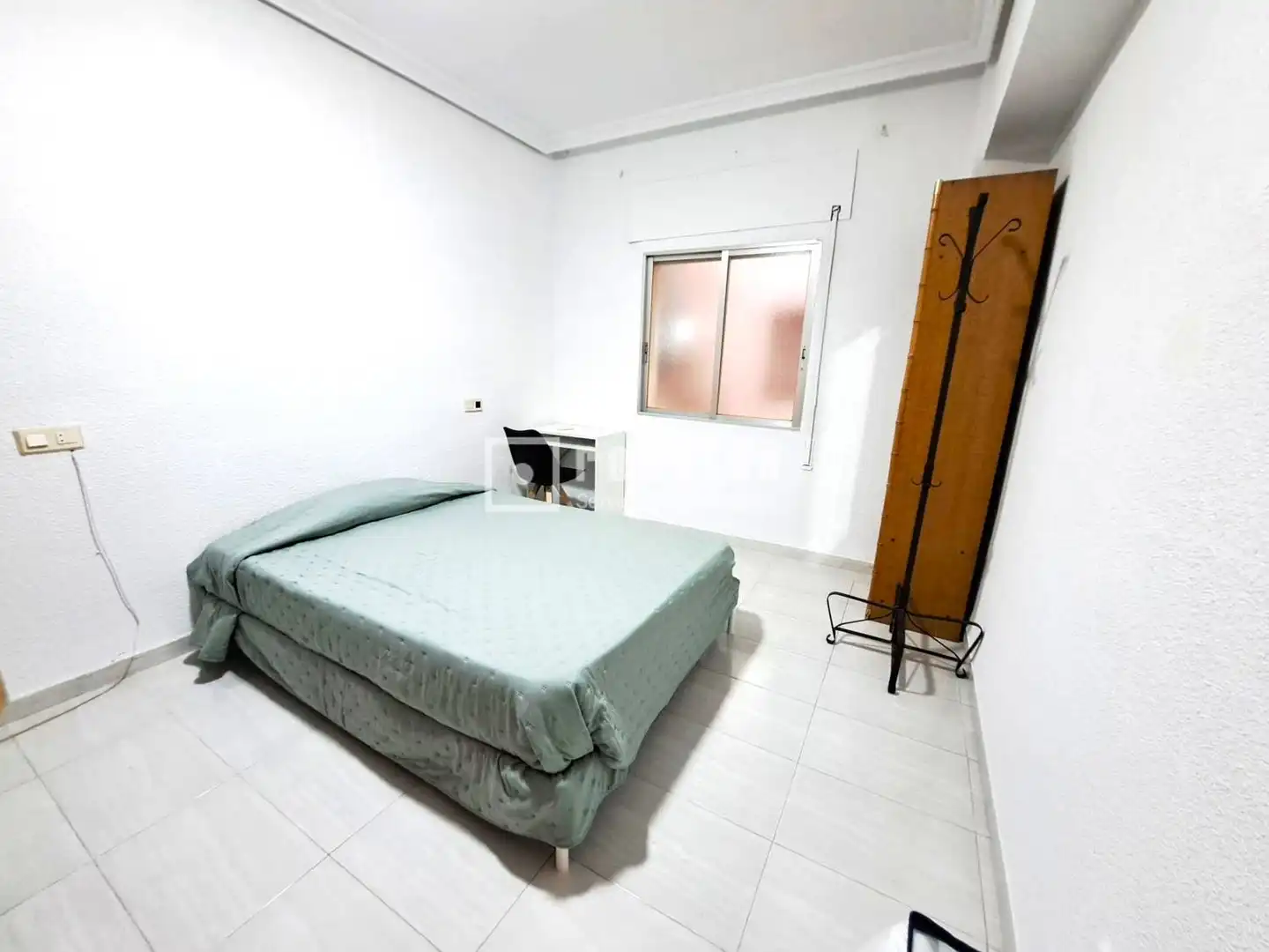 Habitación de Piso de alquiler en Murcia con Amueblado
