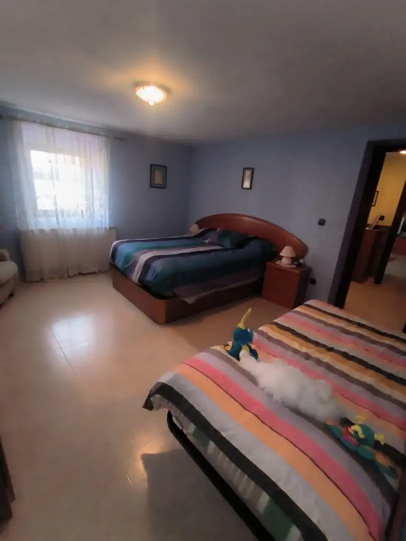 Habitación de Casa o chalet en venta en Arenillas de Riopisuerga con Calefacción, Jardín privado y Piscina
