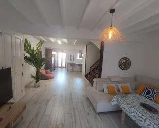 Living room of Single-family semi-detached for sale in Villafranca del Cid / Vilafranca  with Air Conditioner, Heating and Balcony