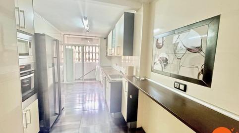 Foto 5 de Piso en venta en Carlos V, Sur - PAU 4, Madrid