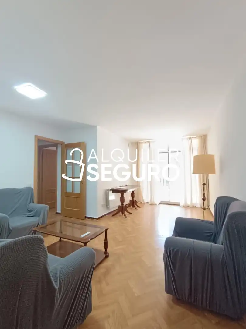 Sala de estar de Piso de alquiler en Aranjuez con Calefacción y Terraza