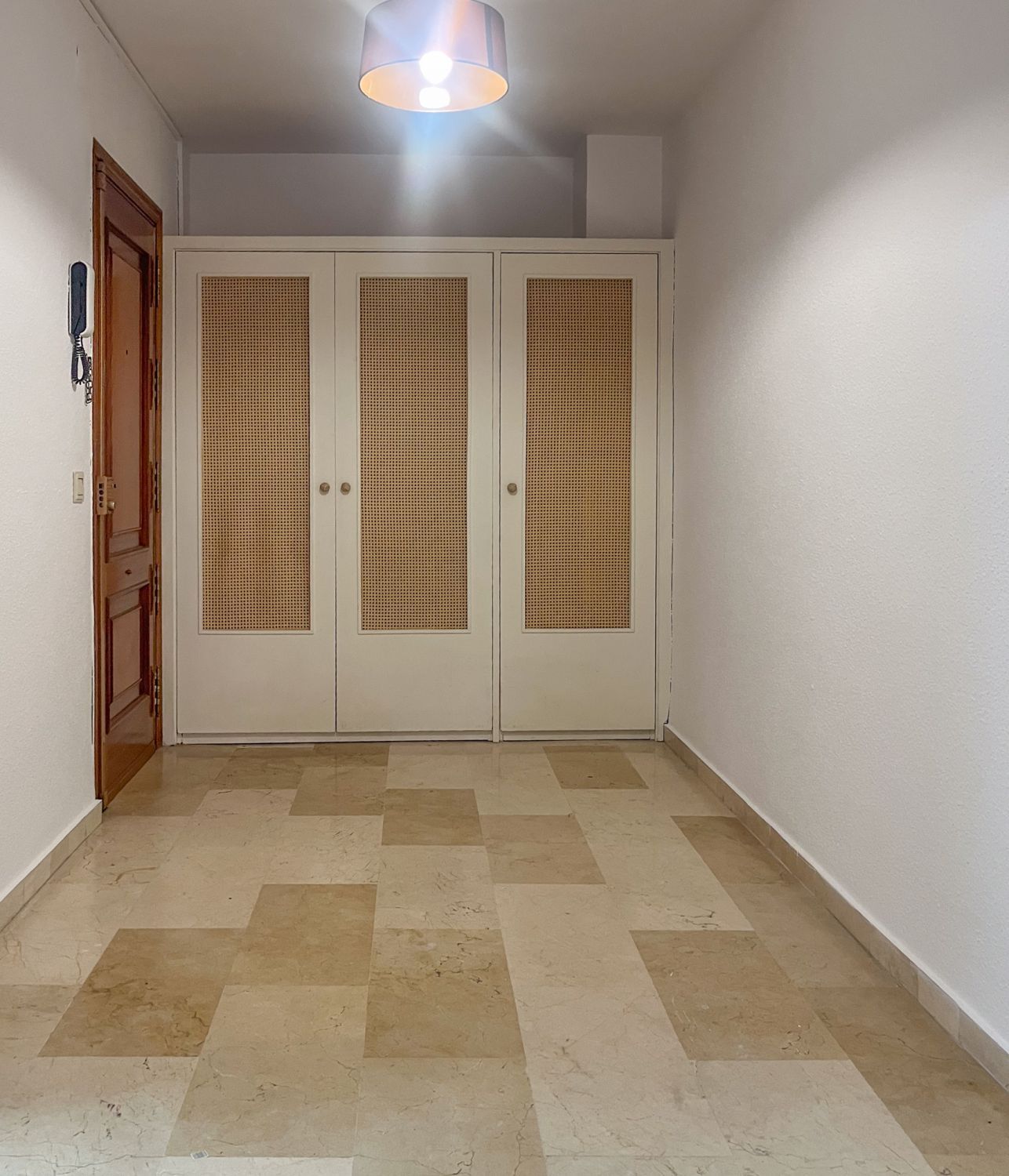 Bedroom of Flat to rent in  Sevilla Capital  with Air Conditioner, Heating and Balcony
