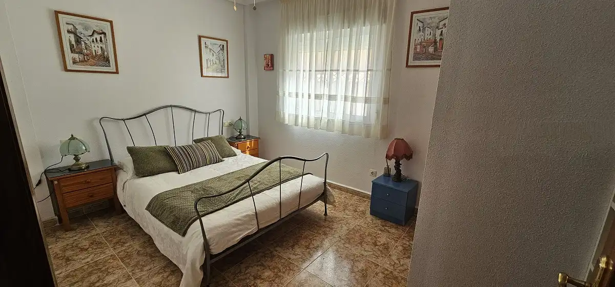 Habitación de Dúplex en venta en Orihuela con Terraza, Piscina y Amueblado