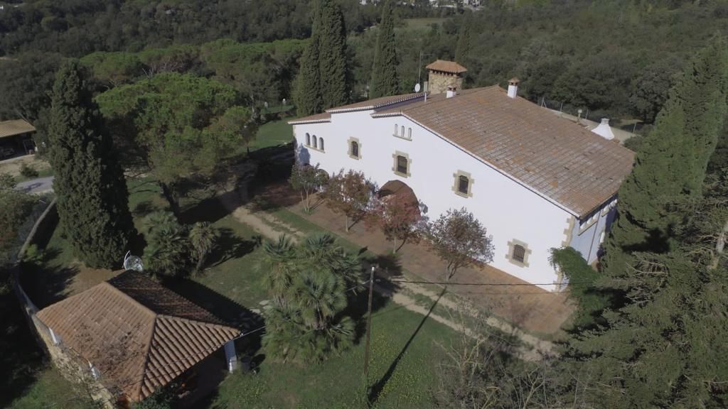 Vista exterior de Finca rústica en venda en Tordera amb Aire condicionat, Calefacció i Jardí privat
