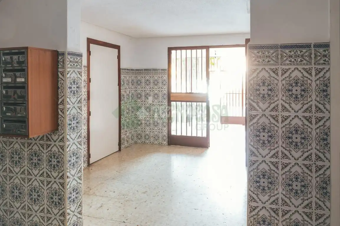 Flat for sale in Granada
