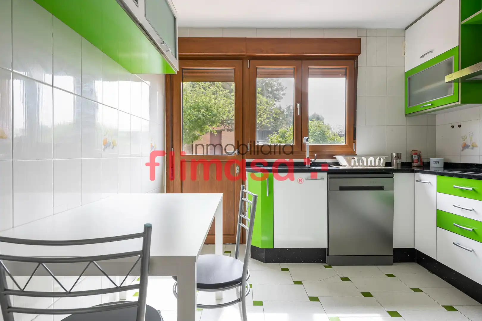 Cocina de Casa o chalet en venta en Villaviciosa de Odón con Calefacción, Jardín privado y Terraza