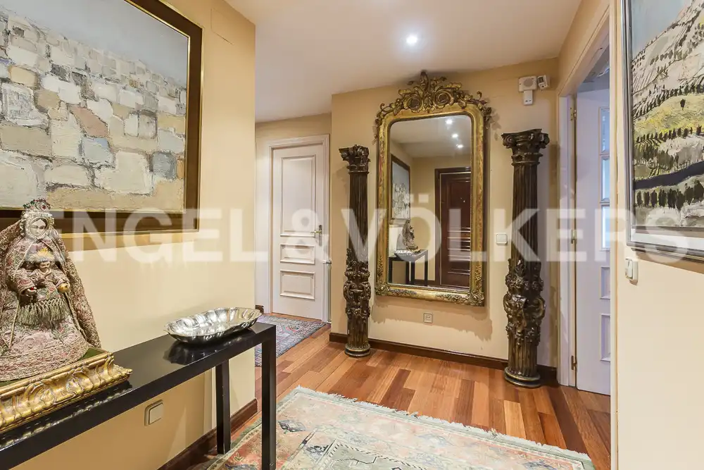 Houses for sale in Madrid  with Air Conditioner, Heating and Private garden