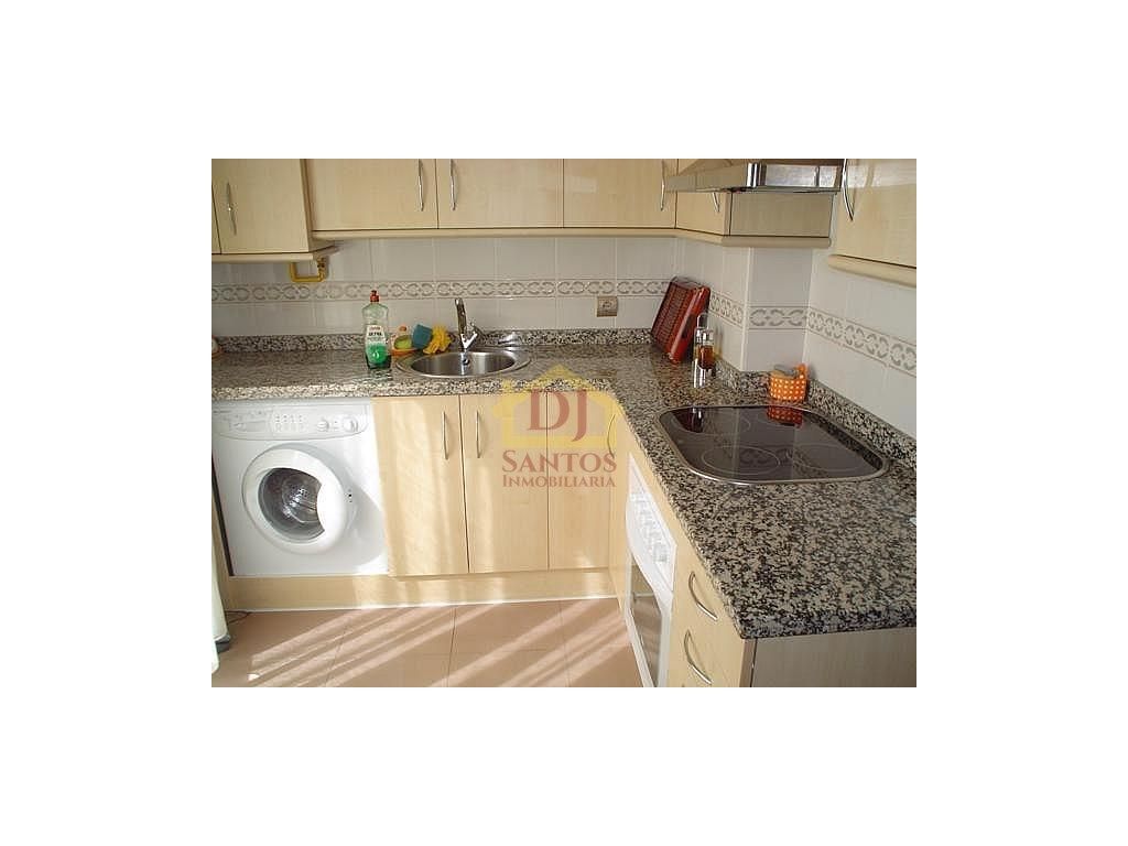 Cuina de Àtic en venda en Salamanca Capital amb Terrassa i Moblat