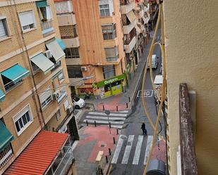 Vista exterior de Pis en venda en Alicante / Alacant amb Balcó