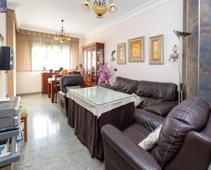 Sala d'estar de Casa adosada en venda en Maracena amb Calefacció, Terrassa i Traster
