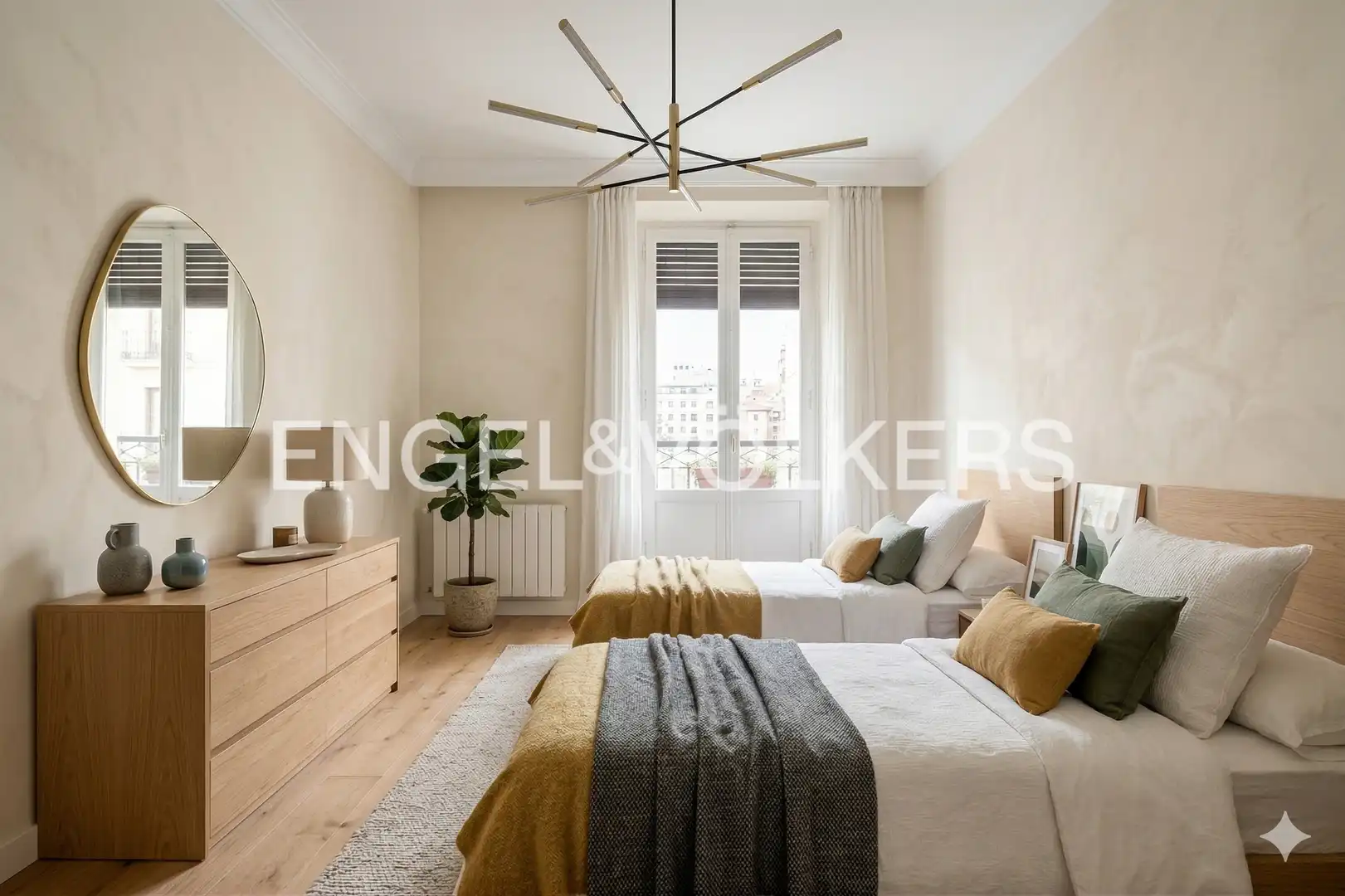 Habitación de Piso en venta en Donostia - San Sebastián  con Calefacción y Balcón