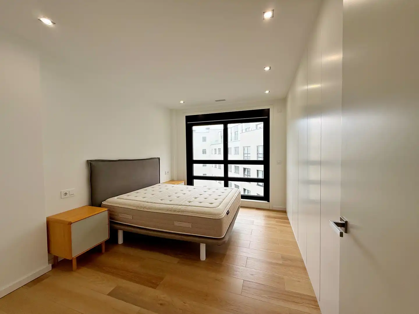 Habitación de Piso de alquiler en A Coruña Capital  con Calefacción y Trastero