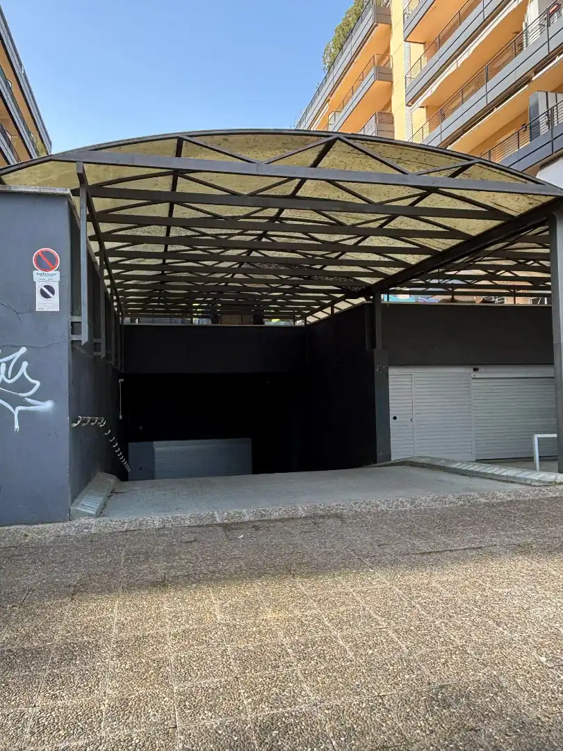 Individual with lift for sale in Carrer de la Riera de Bugantó, imagen 6