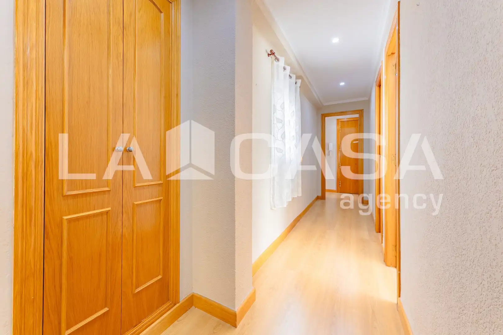Piso en venta en Valencia con Balcón
