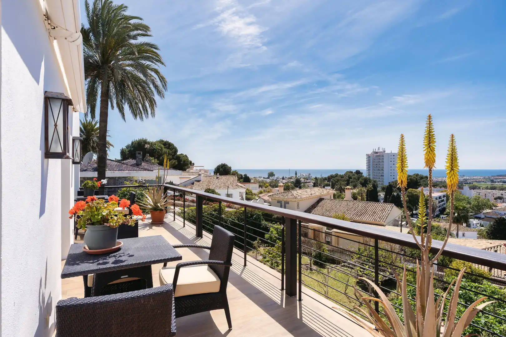 Terrassa de Casa o xalet en venda en Marbella amb Aire condicionat, Jardí privat i Terrassa